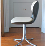 Paire de chaises pivotantes "Giroflex", design martin Stoll, 1975, modèle 7105