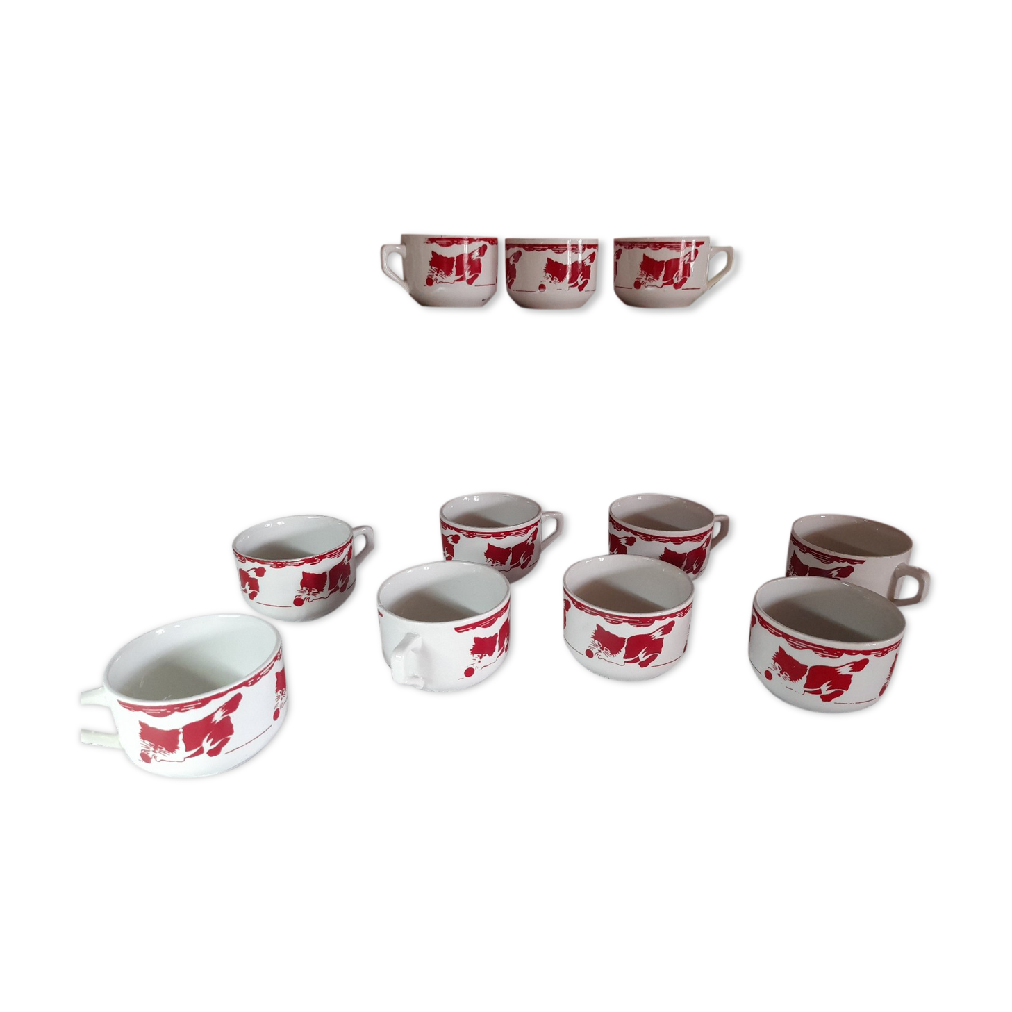 11 coffee cup red cats