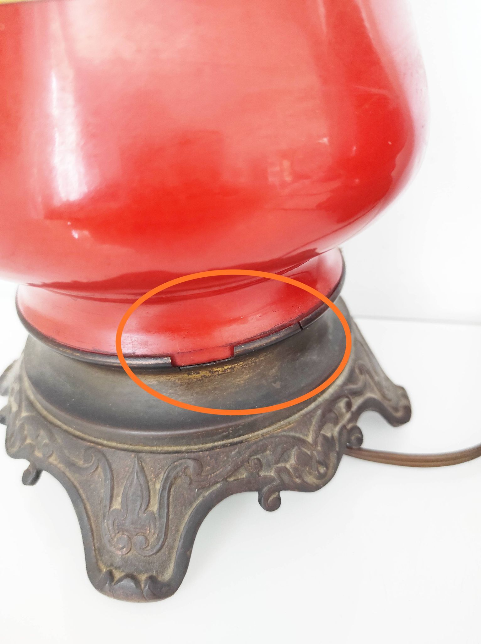 Pair of red lamps from 1900