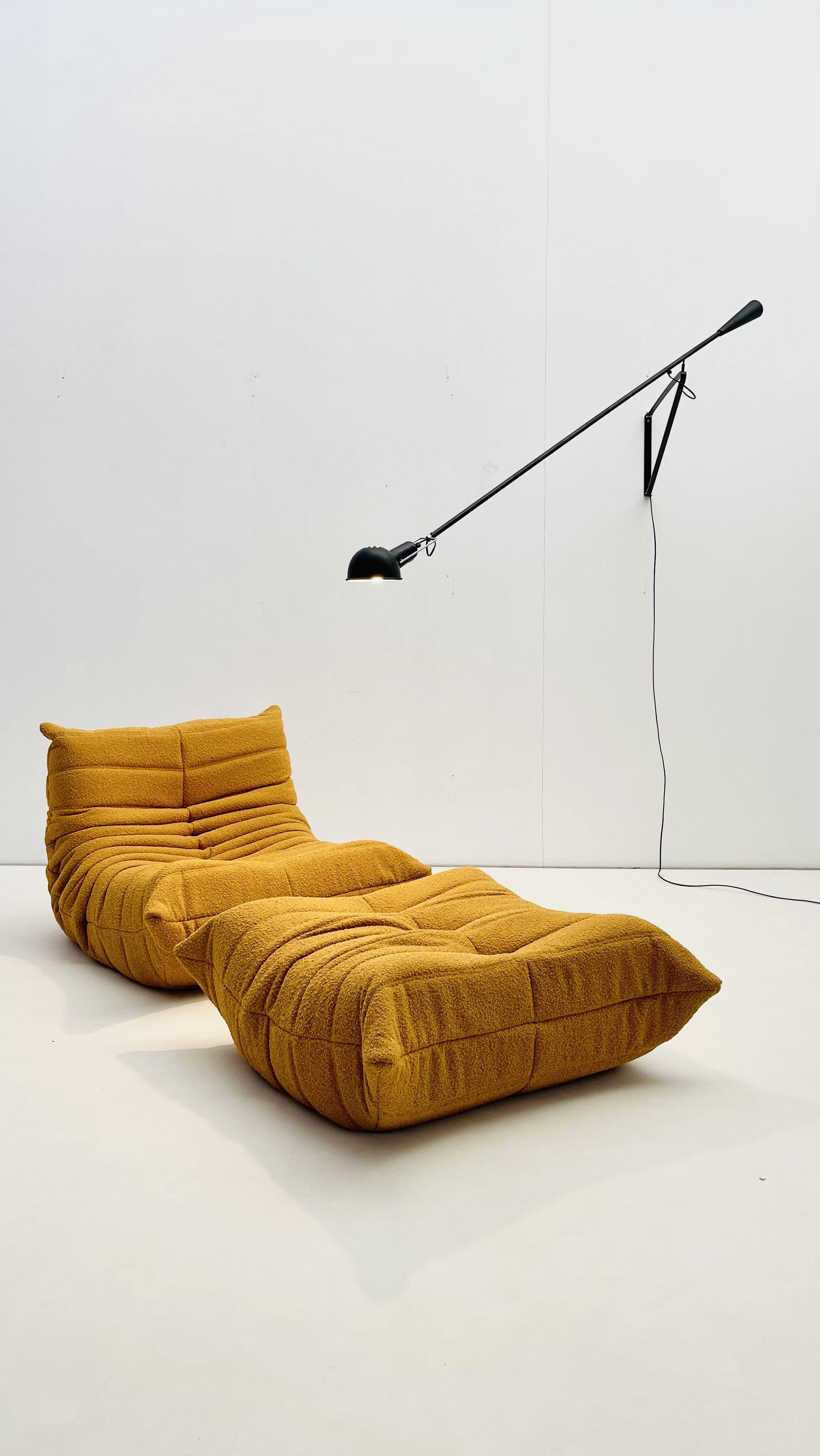 Model 265 Wall lamp by Paolo Rizzatto