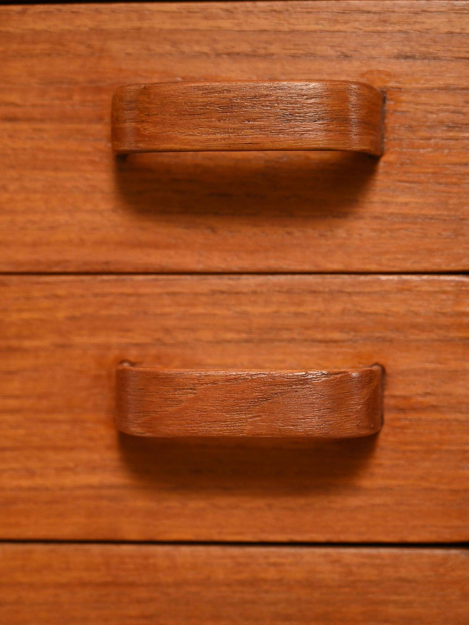 Teak desk by Nanna & Jørgen Ditzel