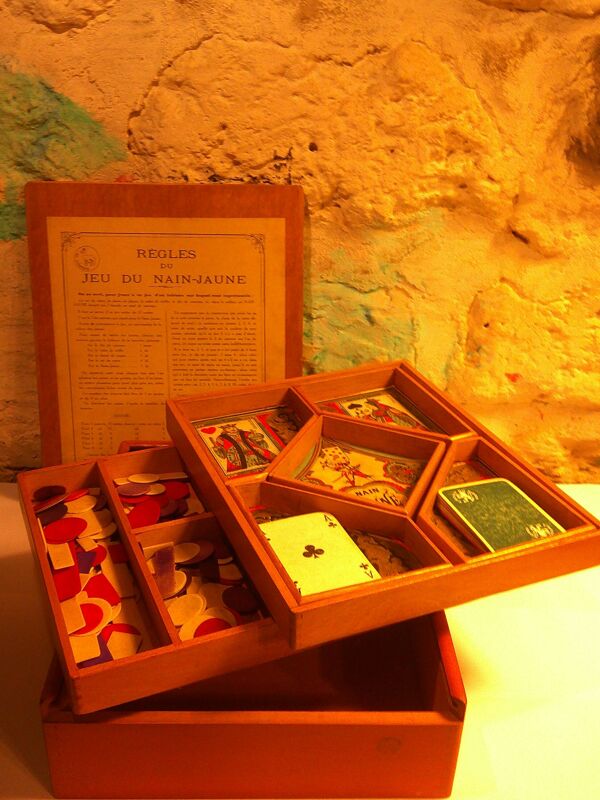 Jeu Nain Jaune ancien