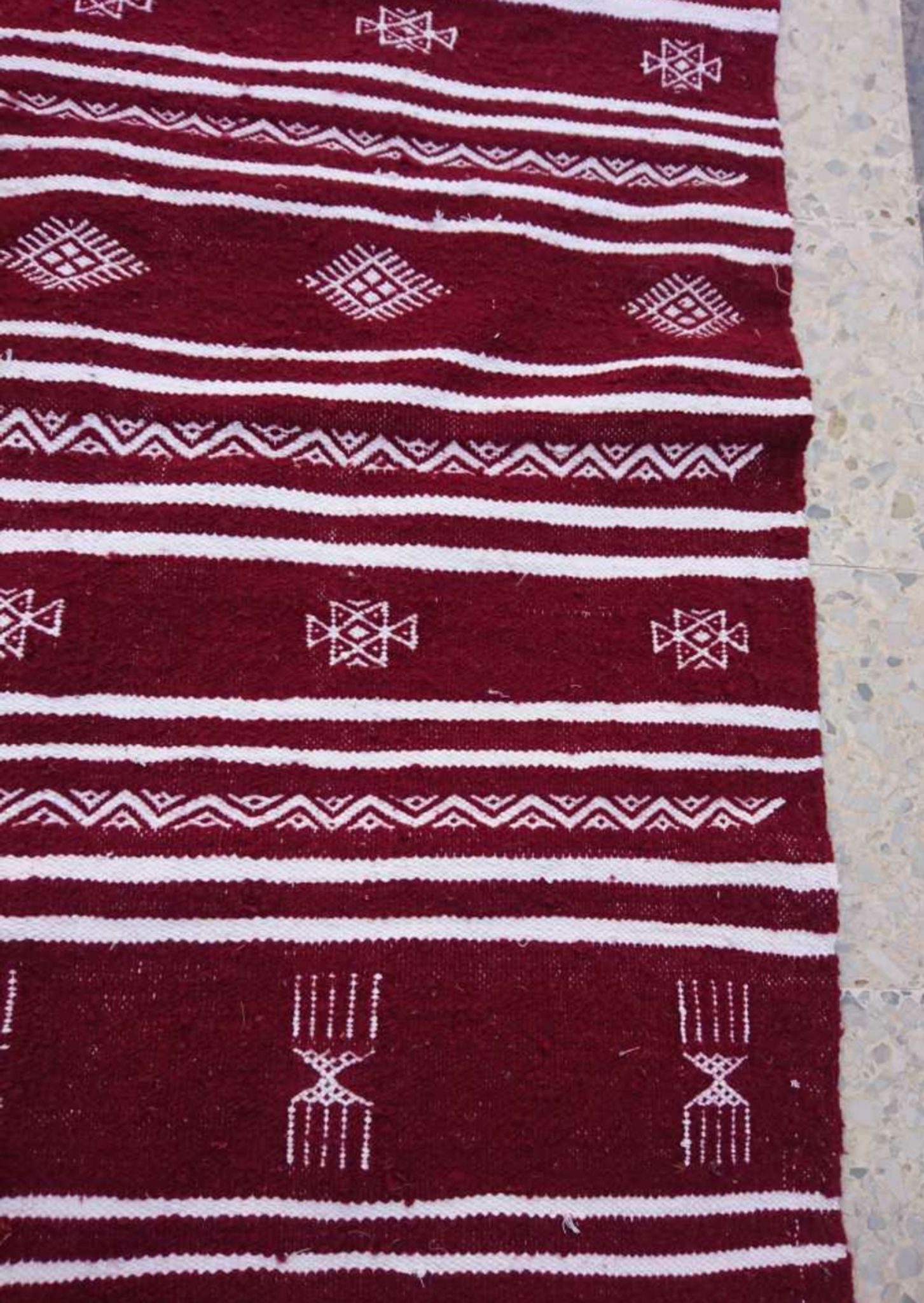 Carpet wool handmade great Bordeaux size250x134cm