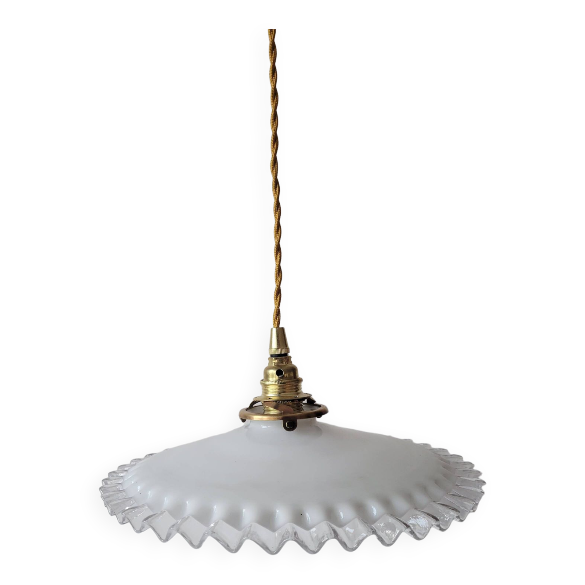 Suspension en opaline dentelée