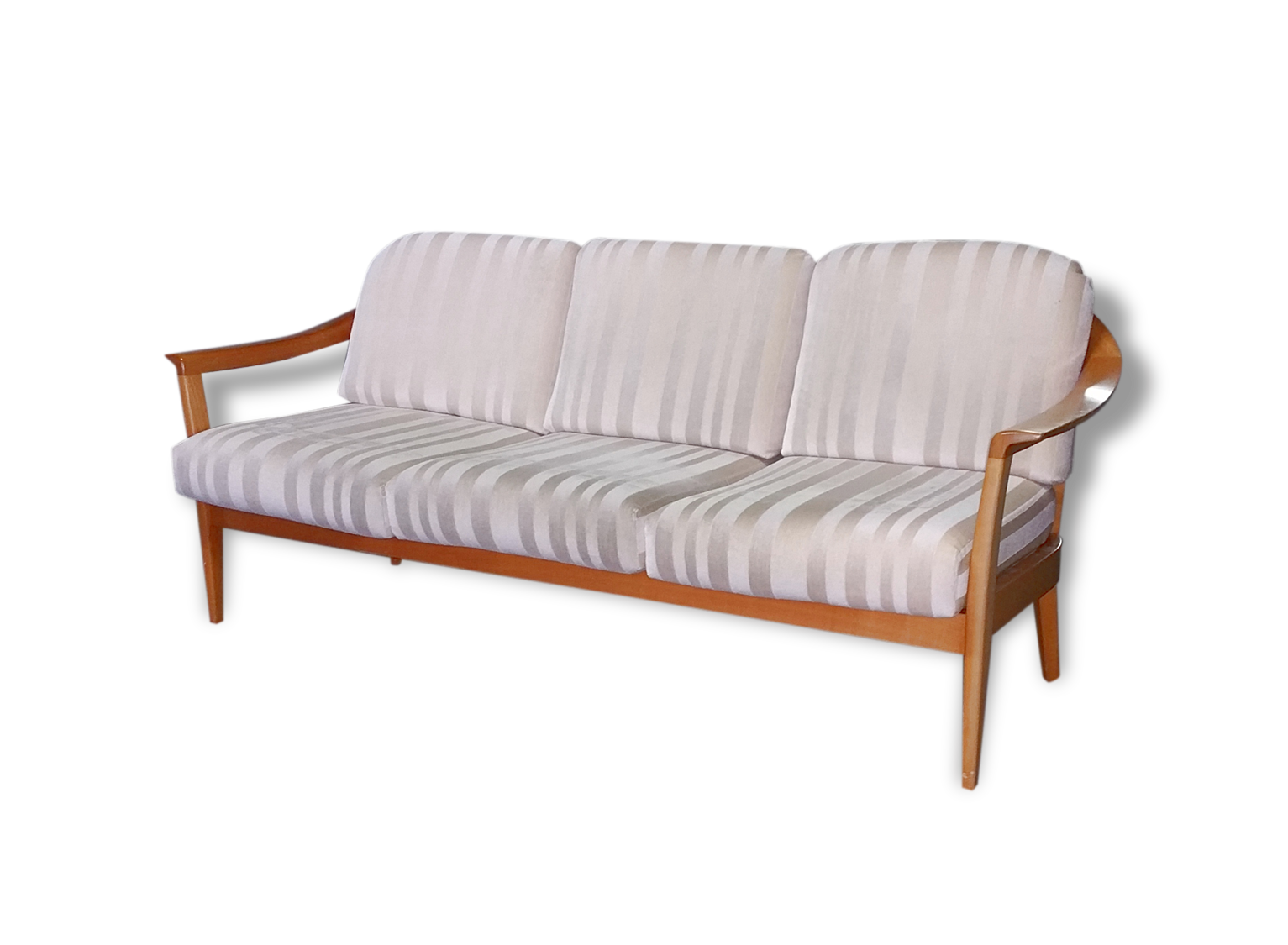 Scandinavian years 50 60 Knoll sofa