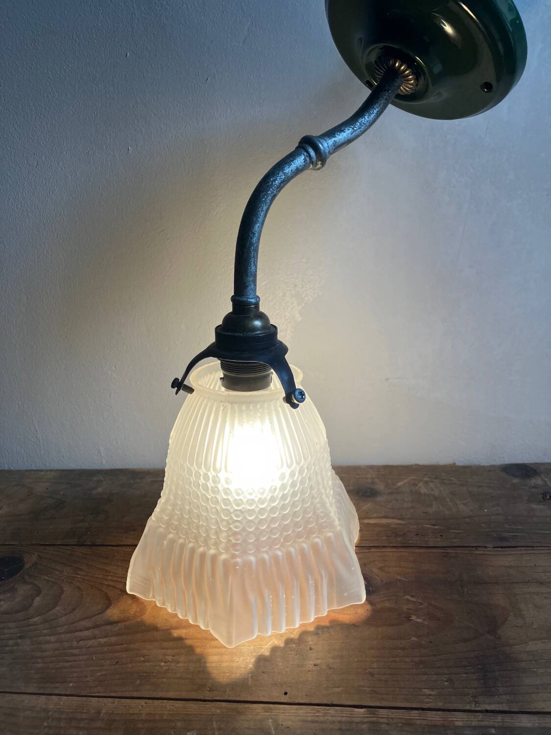 Vintage swan neck wall light