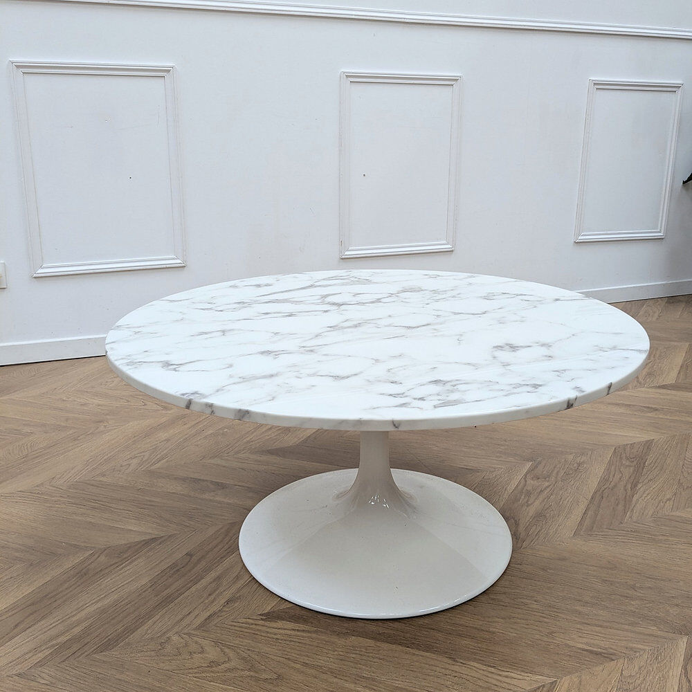 Table basse ronde en marbre vintage