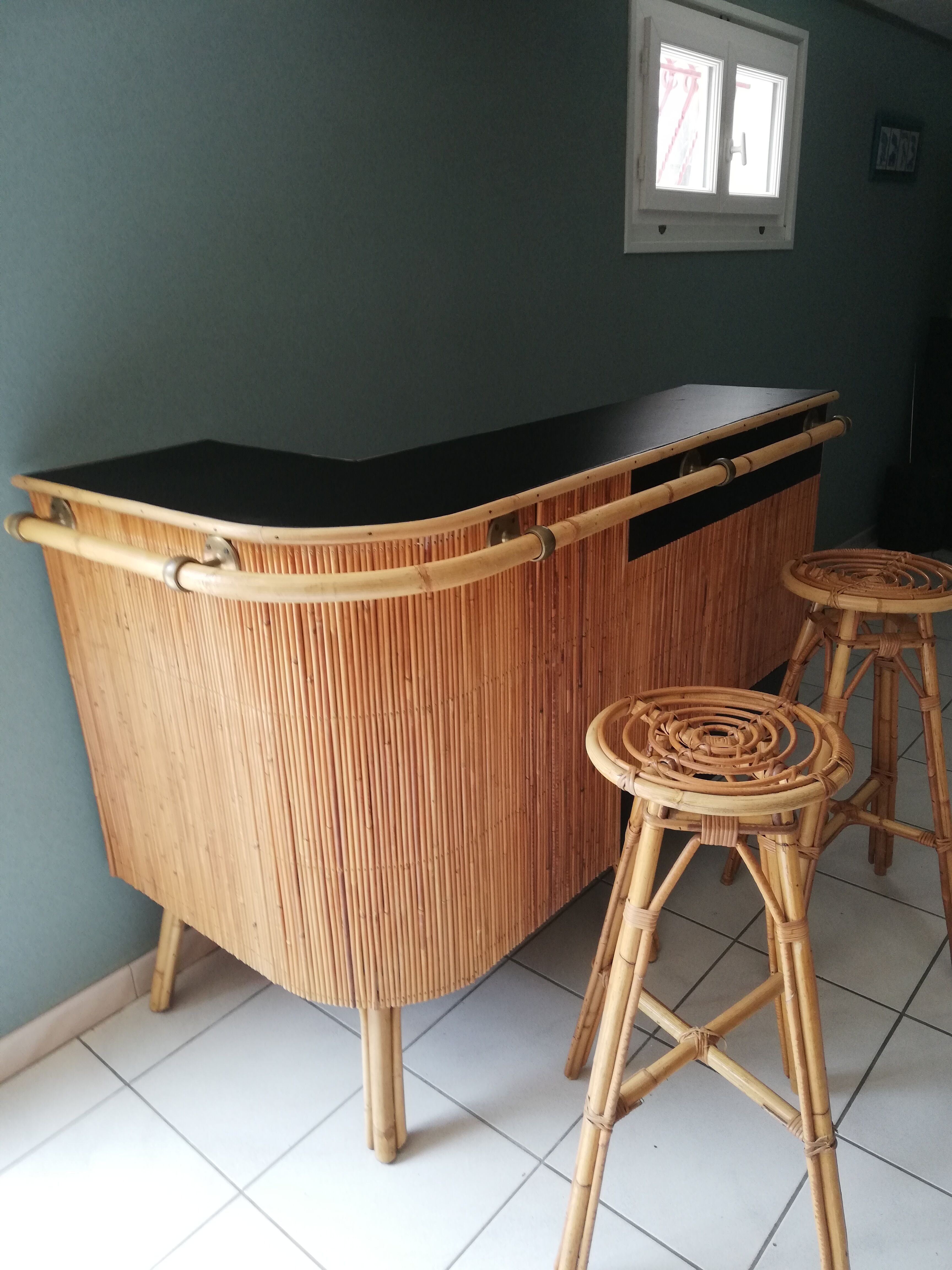 Bar rattan and its 2 stools 60