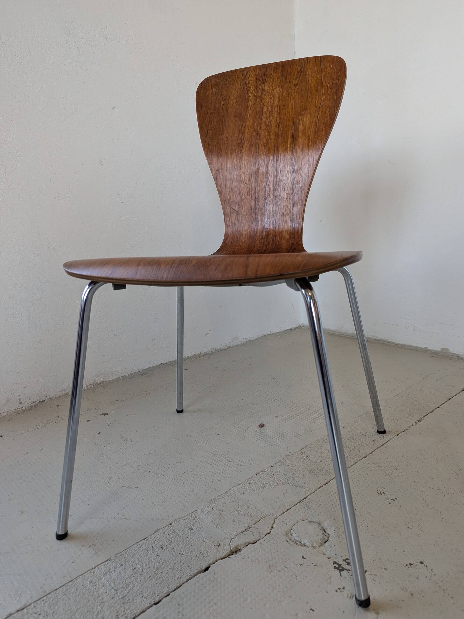 Paire de chaises en teck Tapio Wirkkala pour Asko