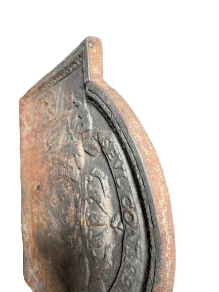 Cast iron fireplace plate