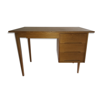Scandinavian desk