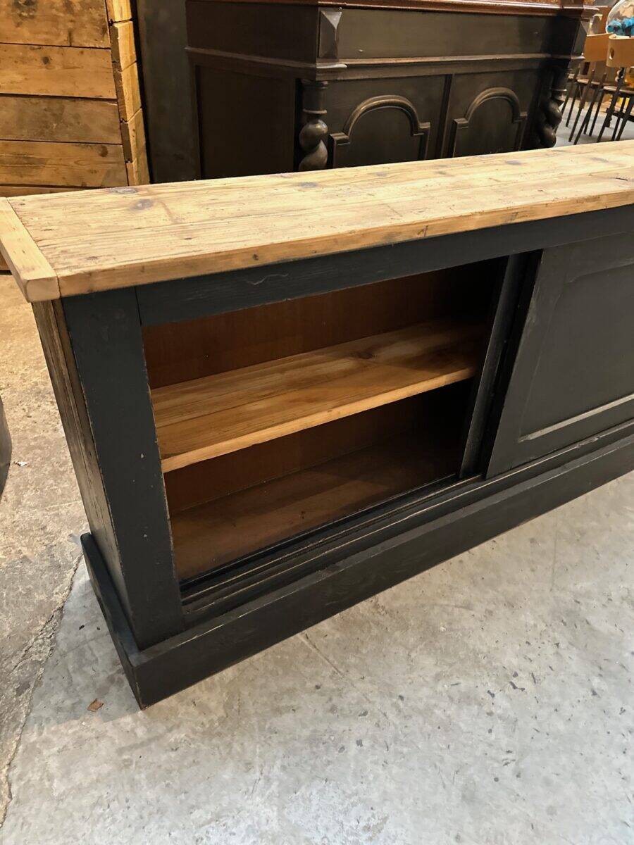 Large workshop cabinet with sliding doors