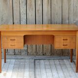 Flat teak desk by Gunnar Nielsen