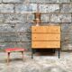 Commode vintage bois clair pieds métal 1950 1960
