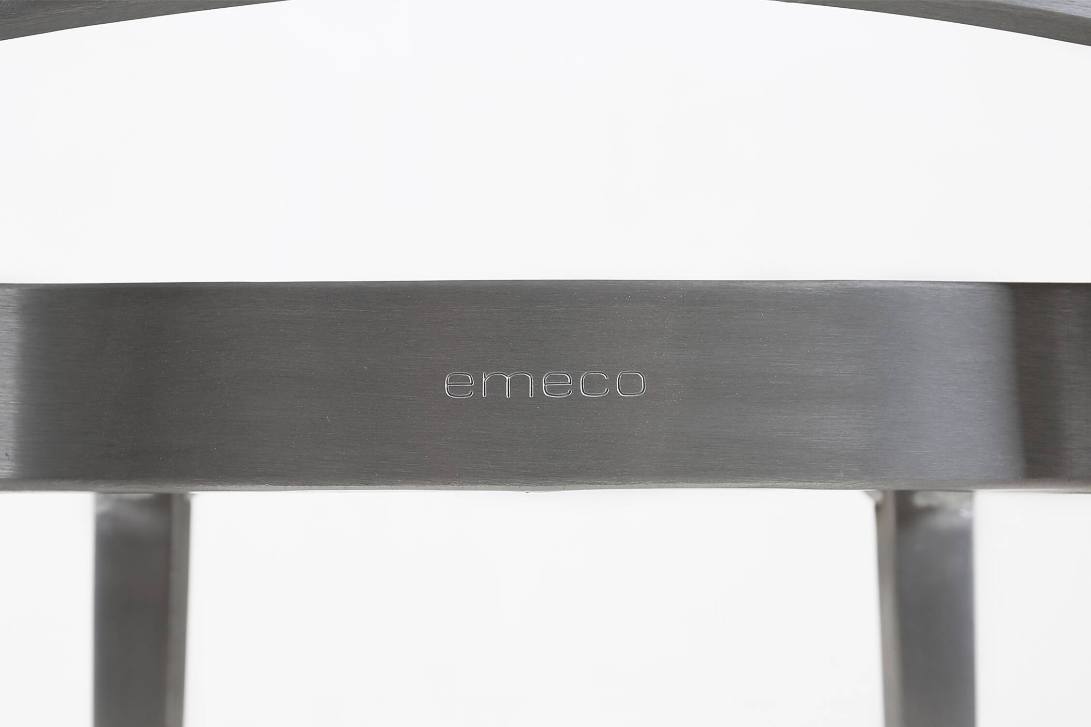 Vintage aluminium Emeco Navy chair in good condition