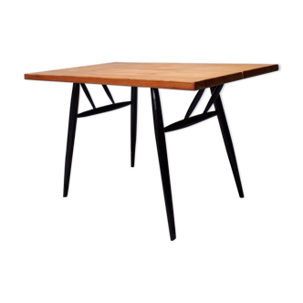 Table pirkaa by Ilmari Tapiovaara 1950