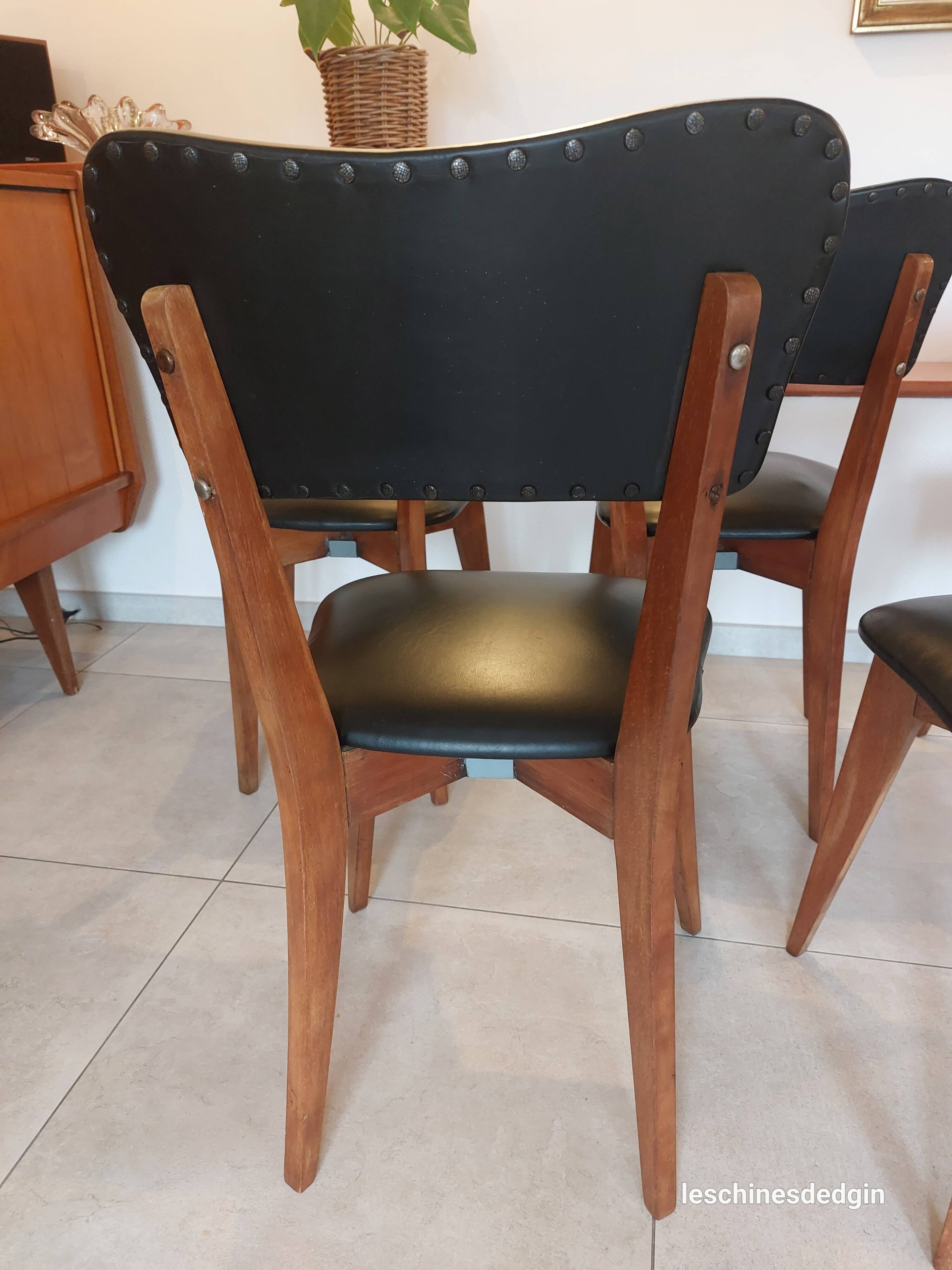 5 chairs in wood and black faux leather, Scandinavian style