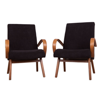 Model 53 Armchairs by Jaroslav Smidek for TON, 1960s, Set of 2