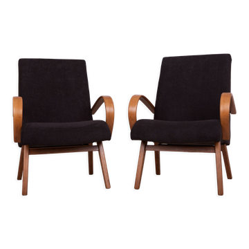Fauteuils modèle 53 par Jaroslav Smidek pour Ton, 1960