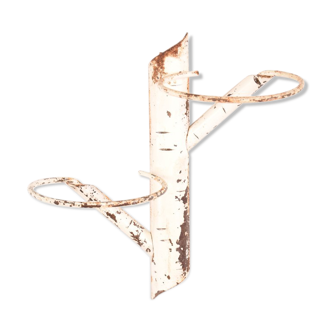 Vintage wall-mounted planter