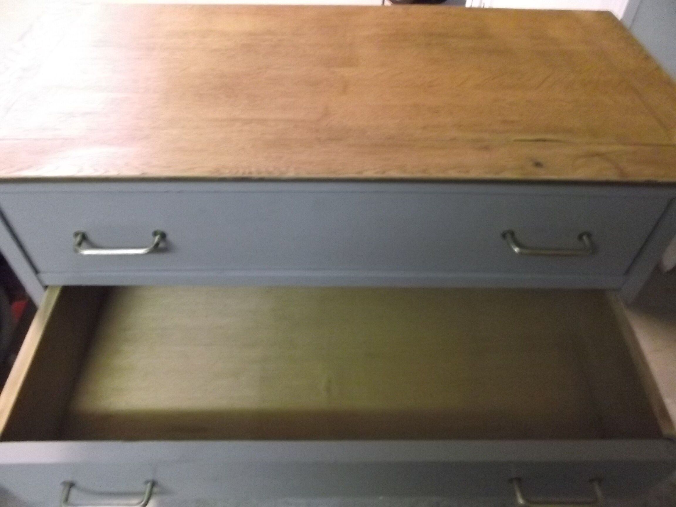 Old chest of drawers  vintage