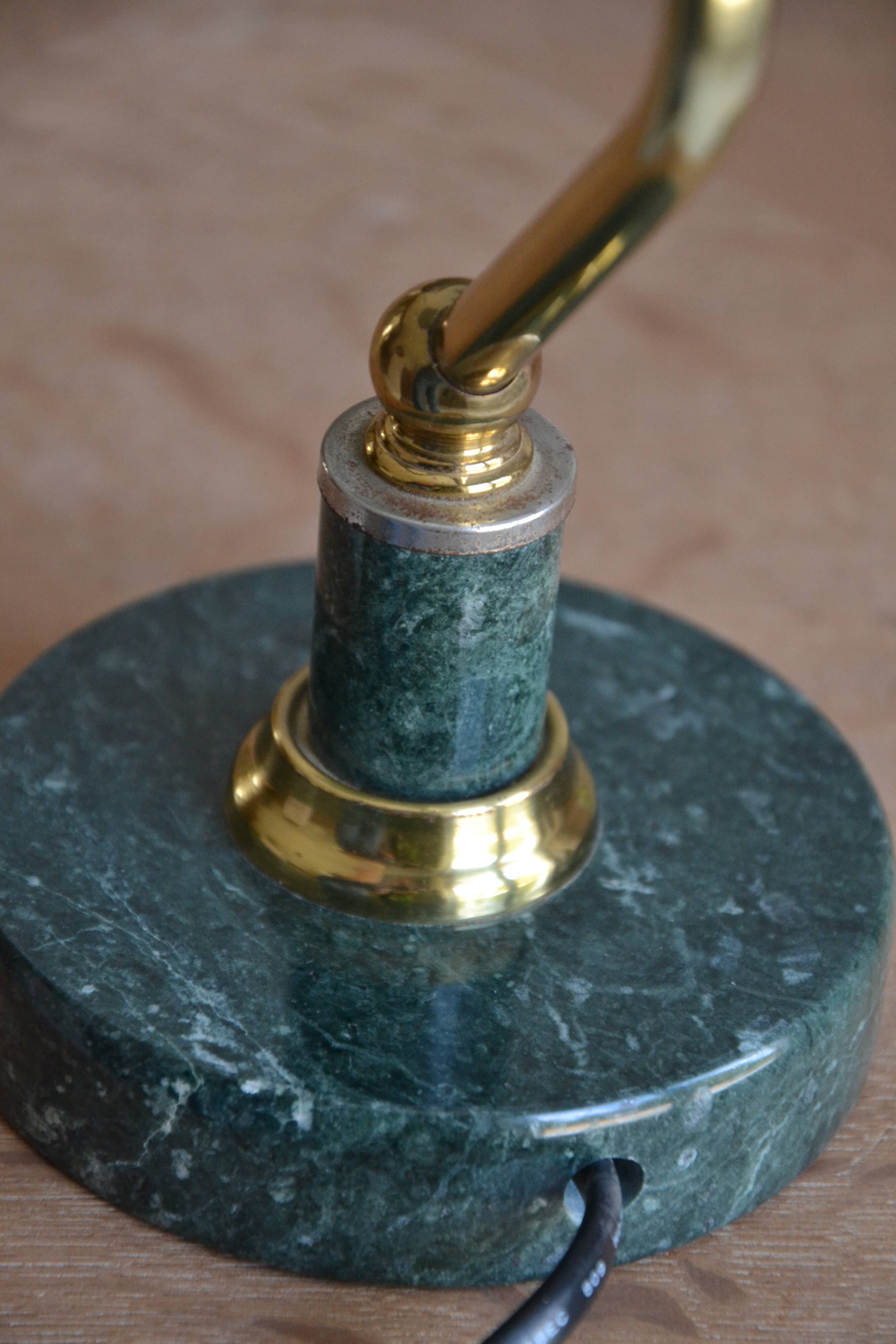 Lampe de banquier socle en marbre vert