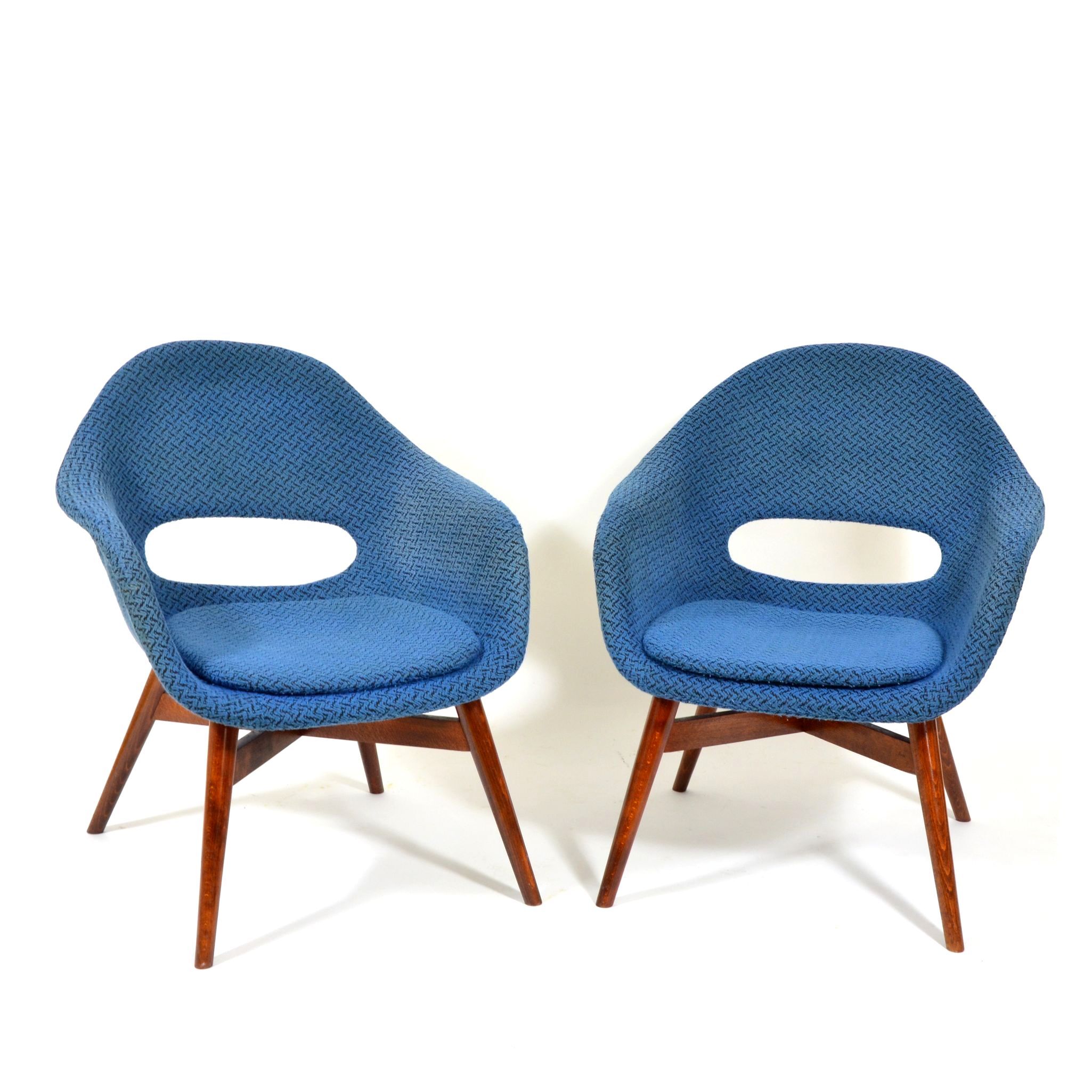 Pair of chairs Miroslav Navratil