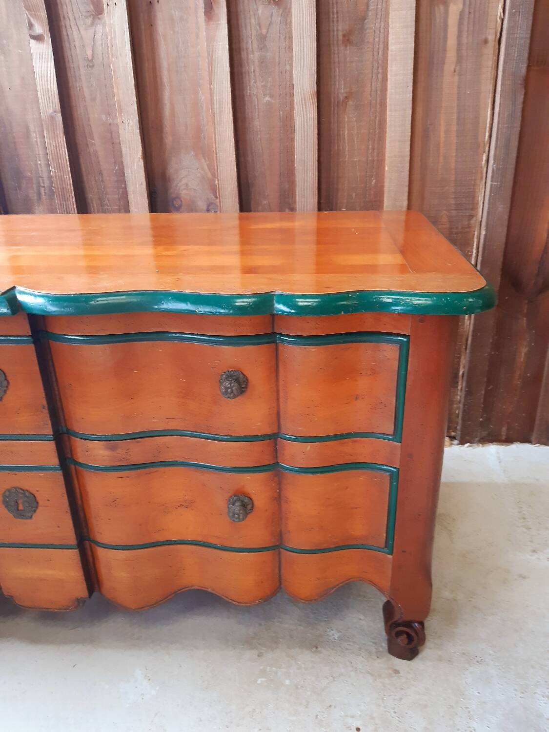 Crossbow chest.