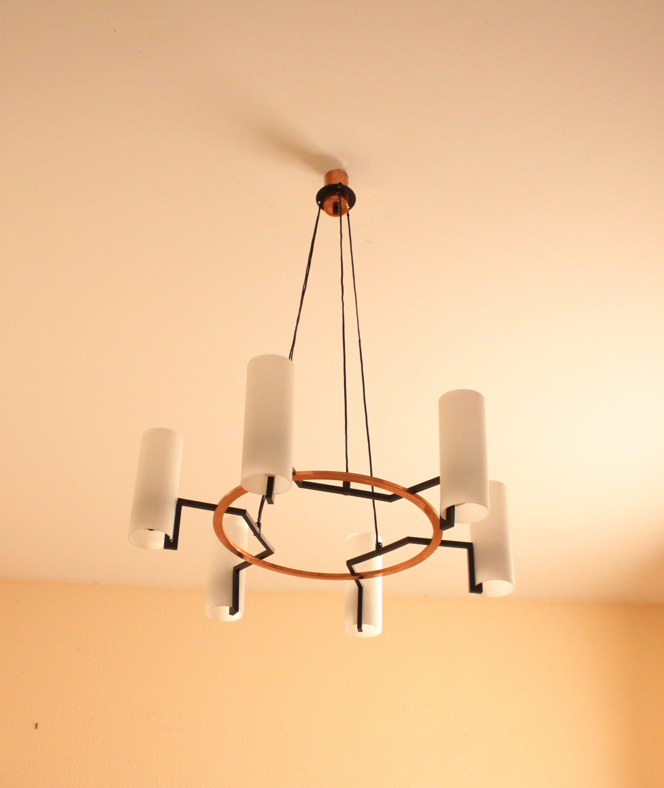 Modernist chandelier of the 60s, copper and opaline, cathedral