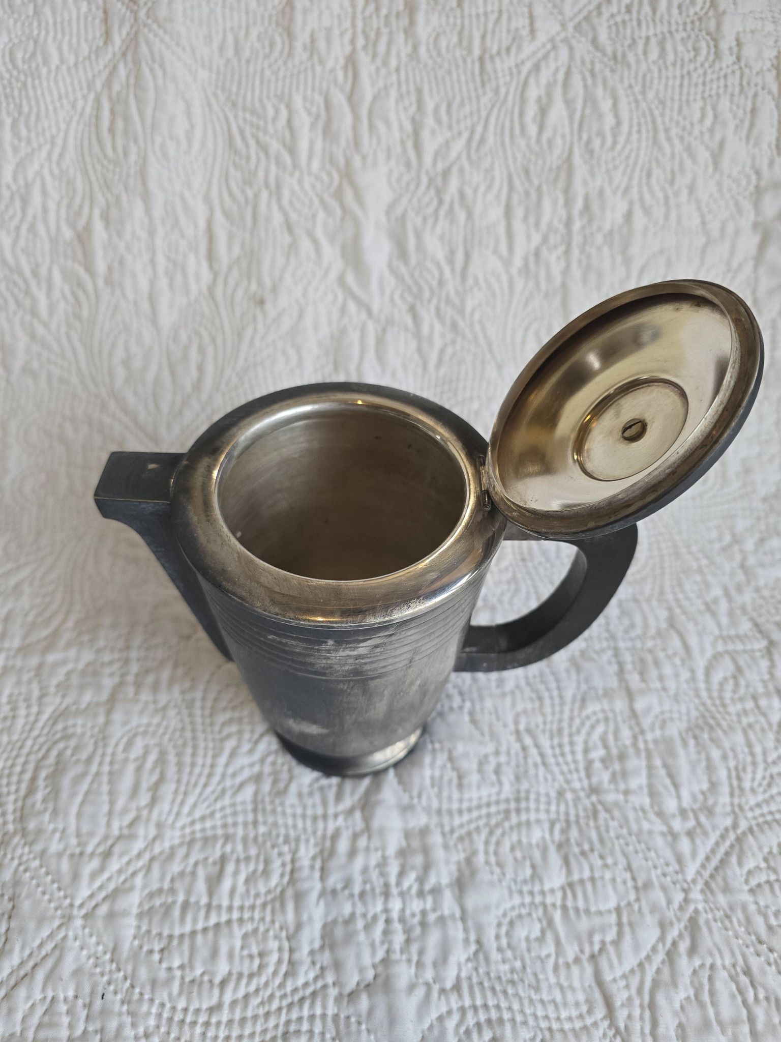 Art Deco tea and coffee service in silver-plated metal and Bakelite, 1930s