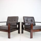 Paire de fauteuils scandinaves en cuir des années 1960