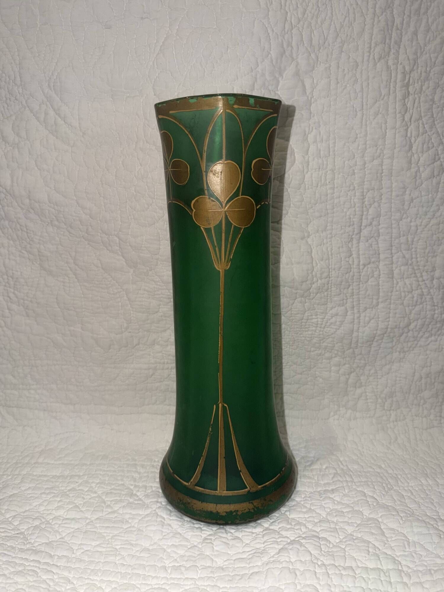 Green vase fontainebleau model
