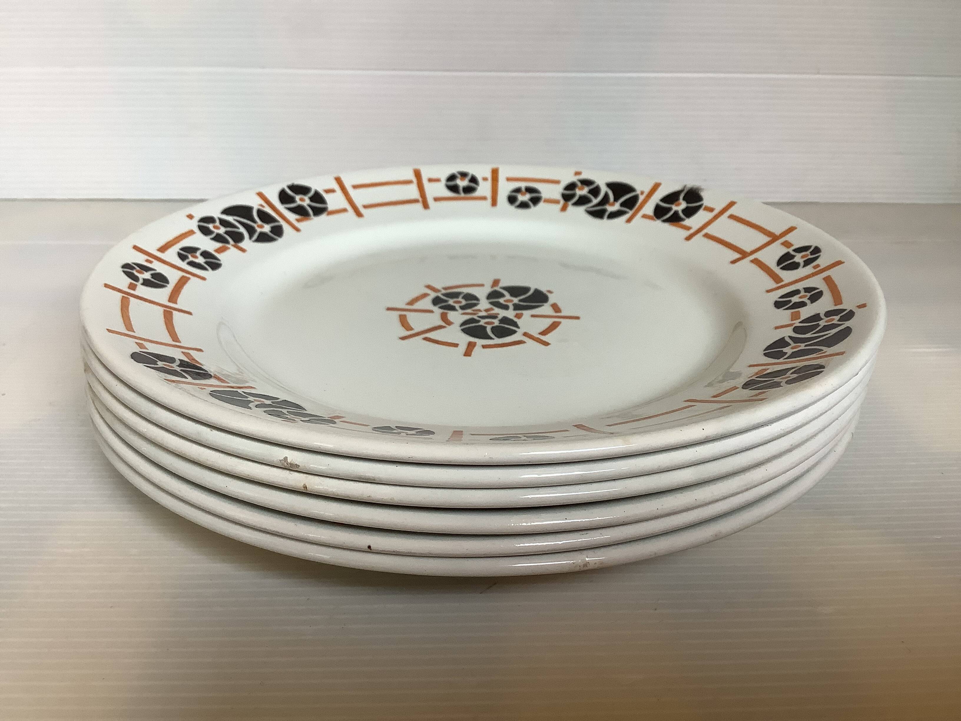 Six old flat plates, earthenware, 1930s, Nymphéas model.