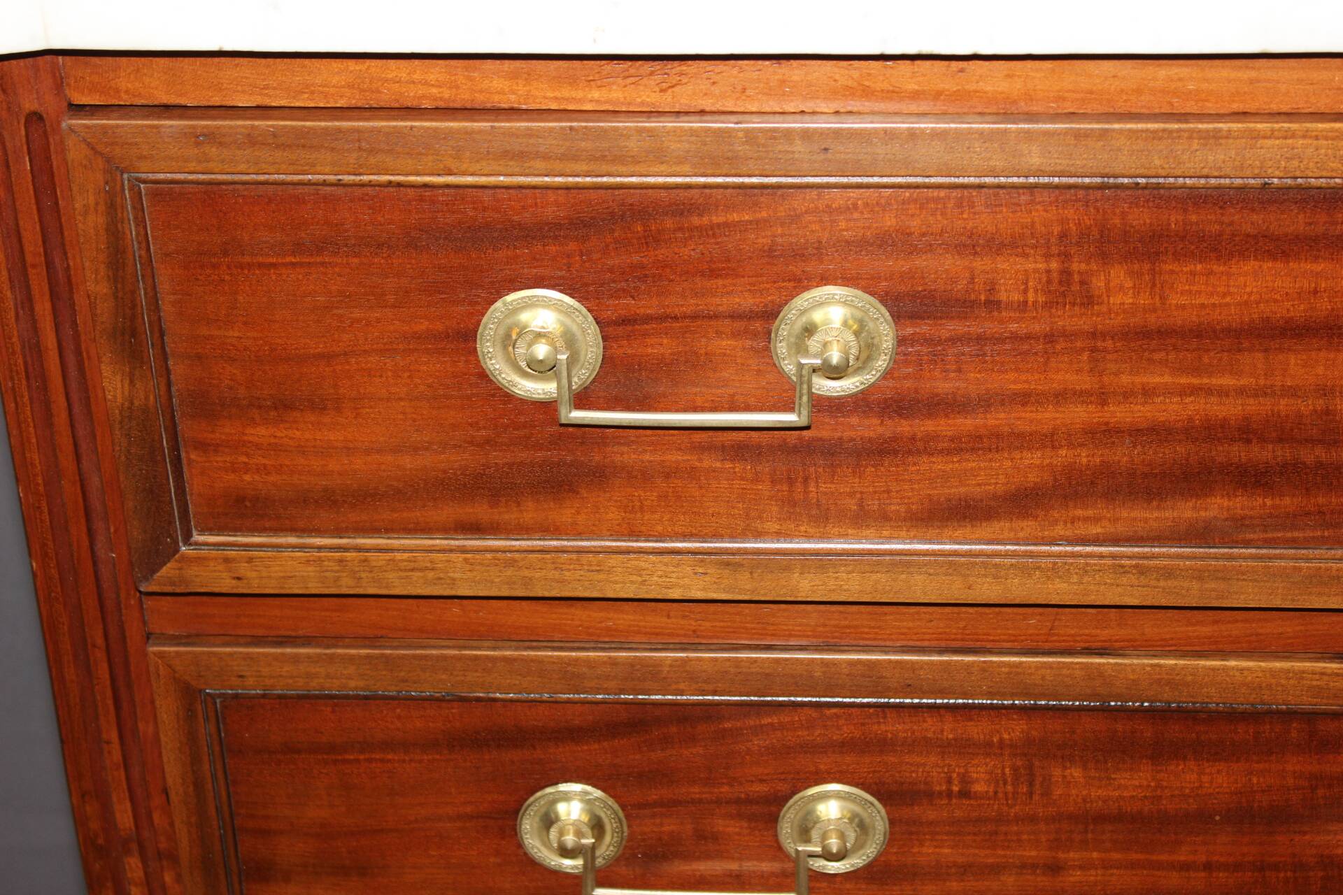 Small Louis XVI chest of drawers circa 1800