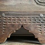 Wedding chest, coat of arms motifs, circa 1600