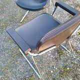 Pair of Unimob Lingua 97 armchairs