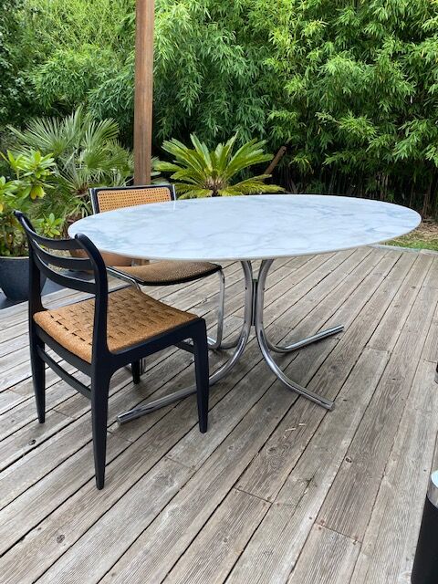 Table ovale marbre arabescato roche et bobois 1970