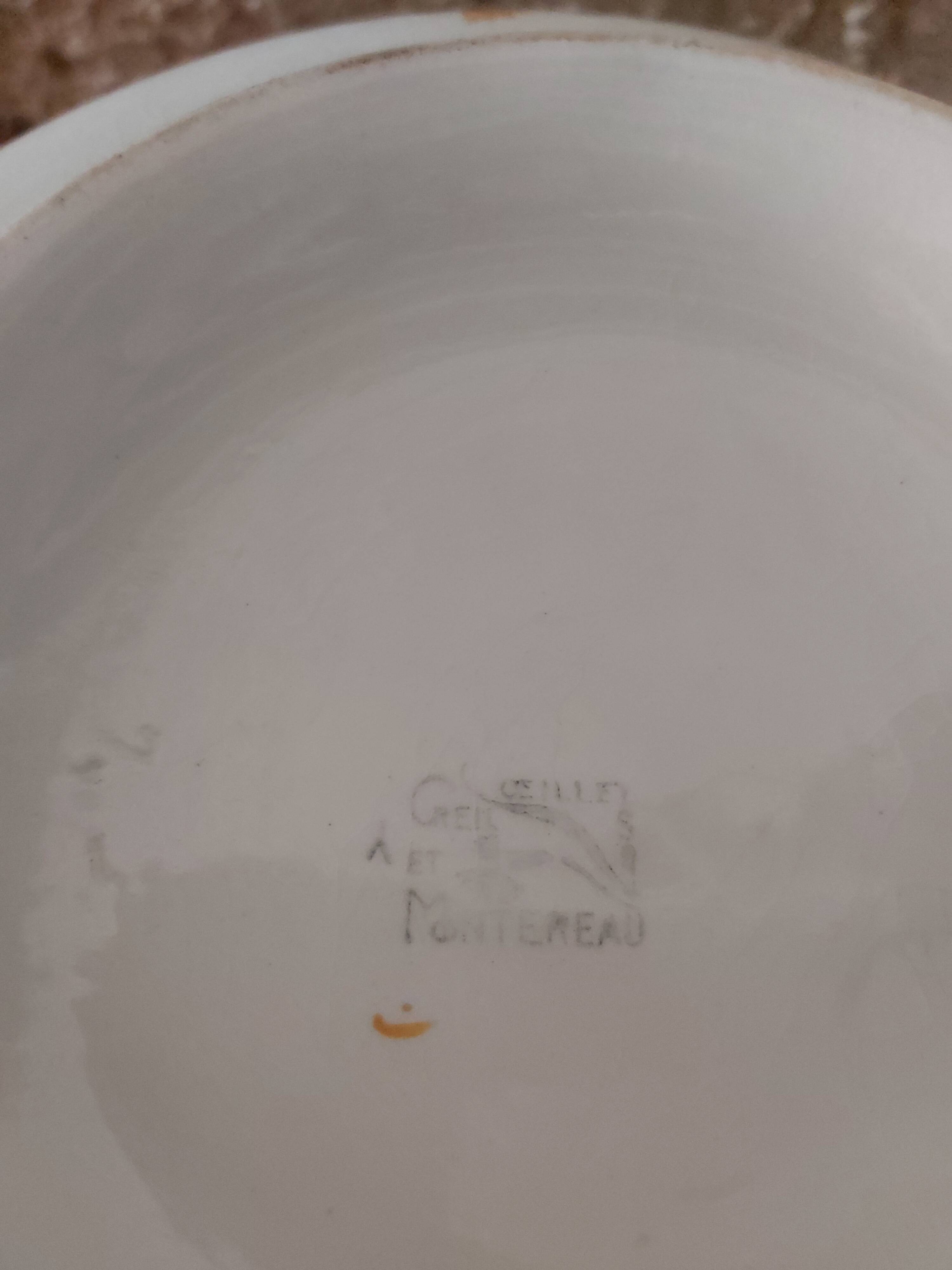 Fruit basket Creil and Montereau pattern Carnations