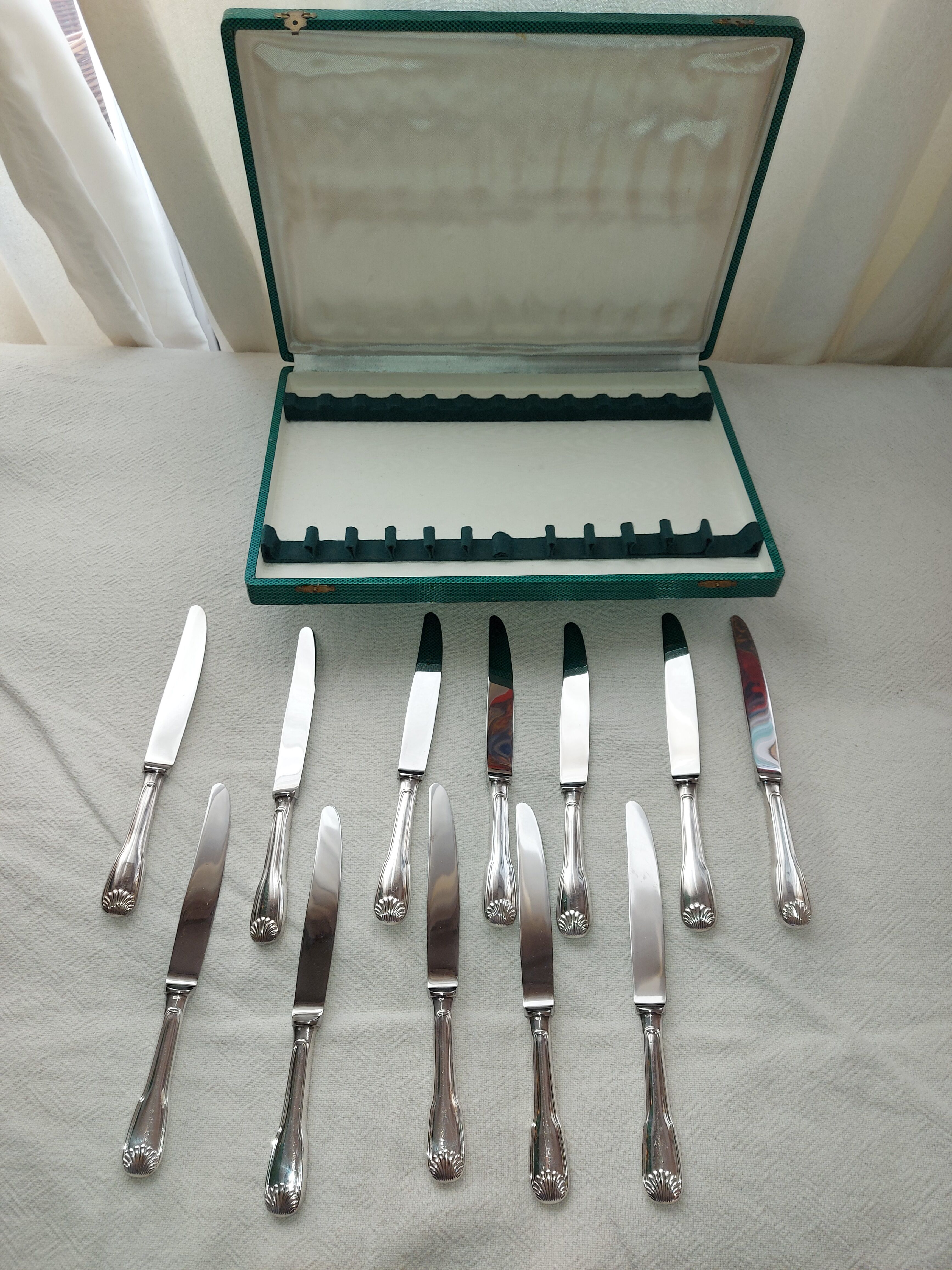 12 Silver Metal Ercuis Table Knives Box