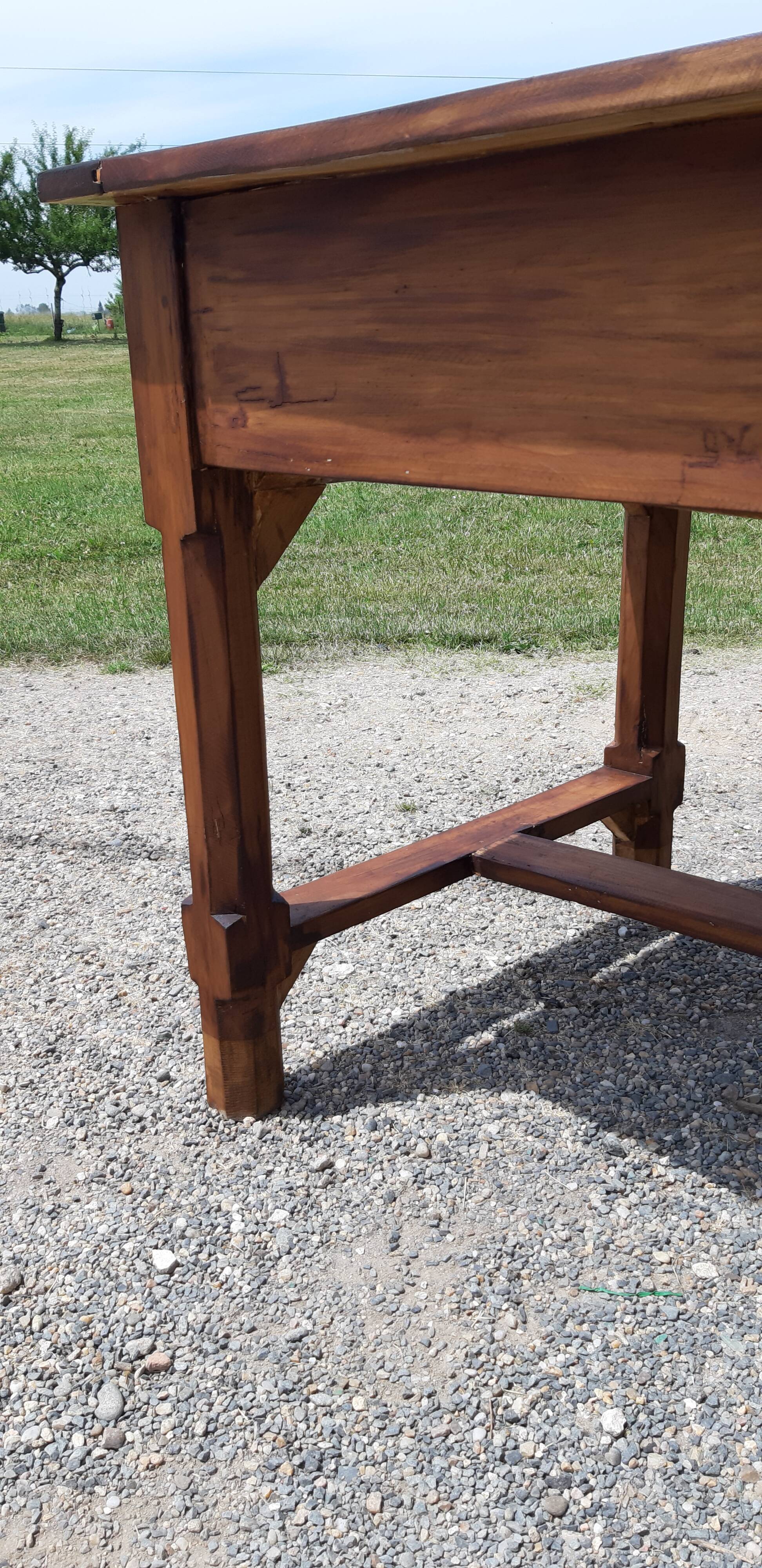 Country farm table 19th in cherry 2 drawers