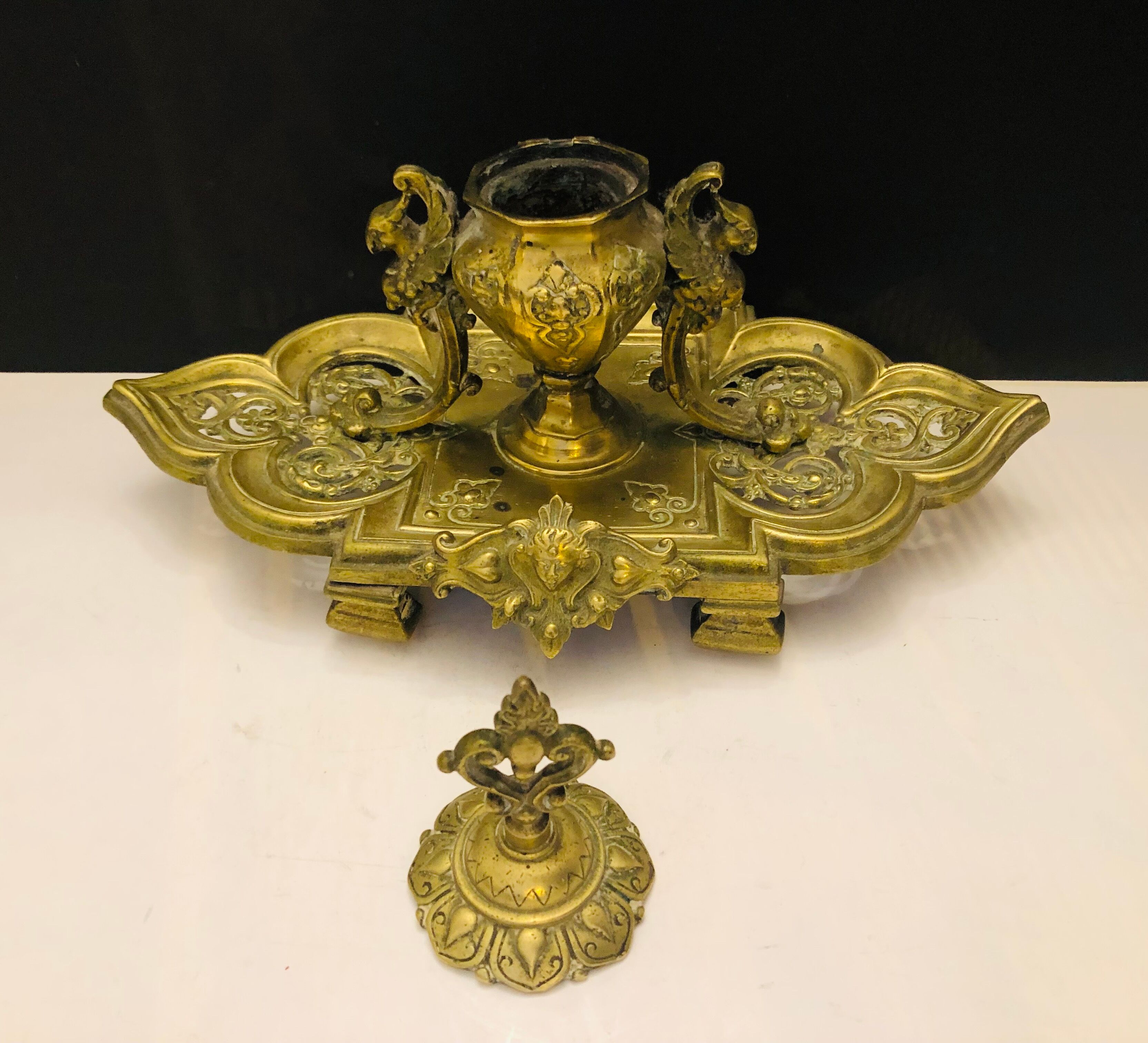 Encrier en bronze doré