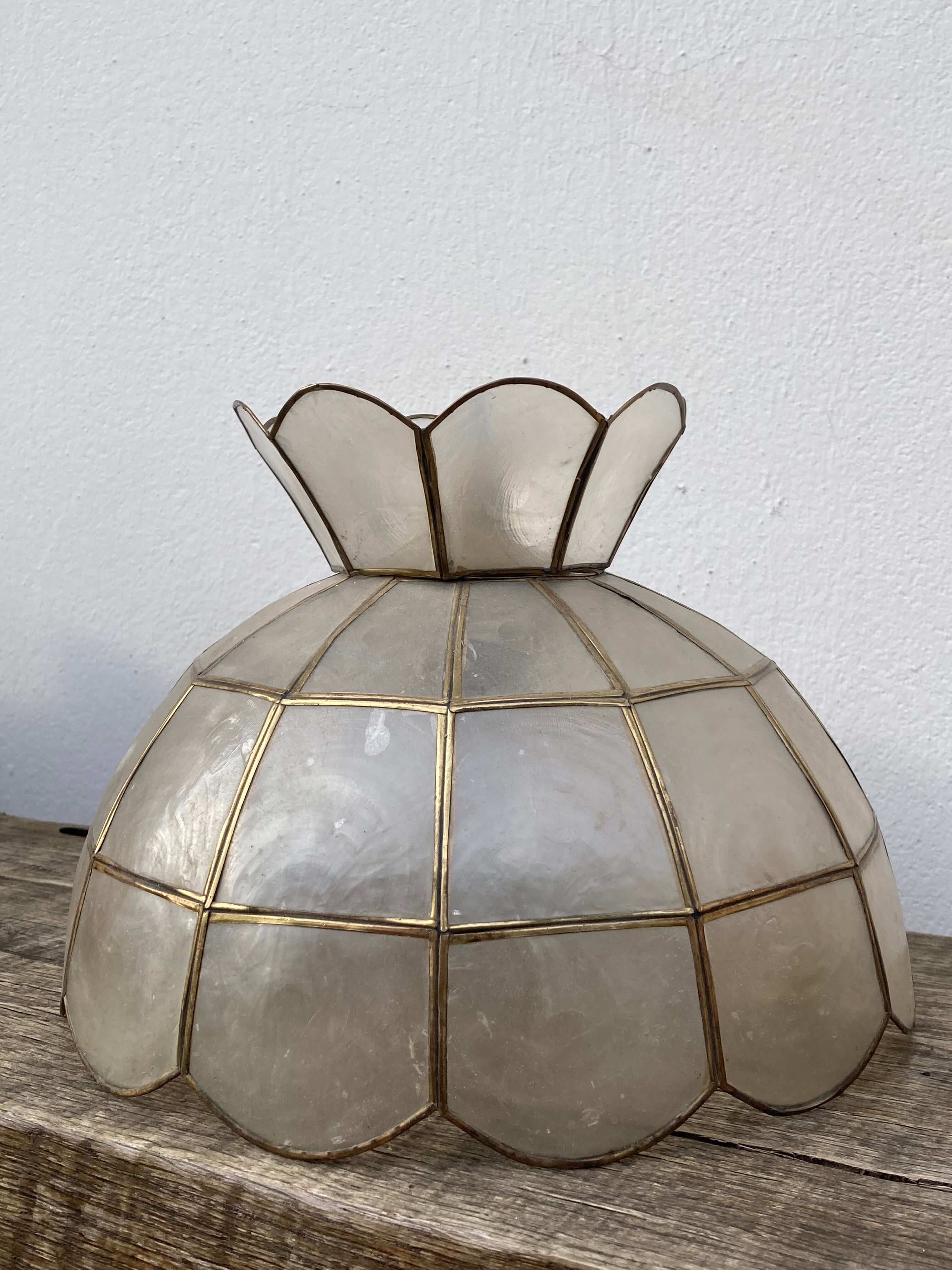 Suspension in mother-of-pearl and lotus brass 1950