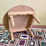 Round cedar wood table