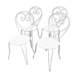 Chaises blanches en fer forgé
