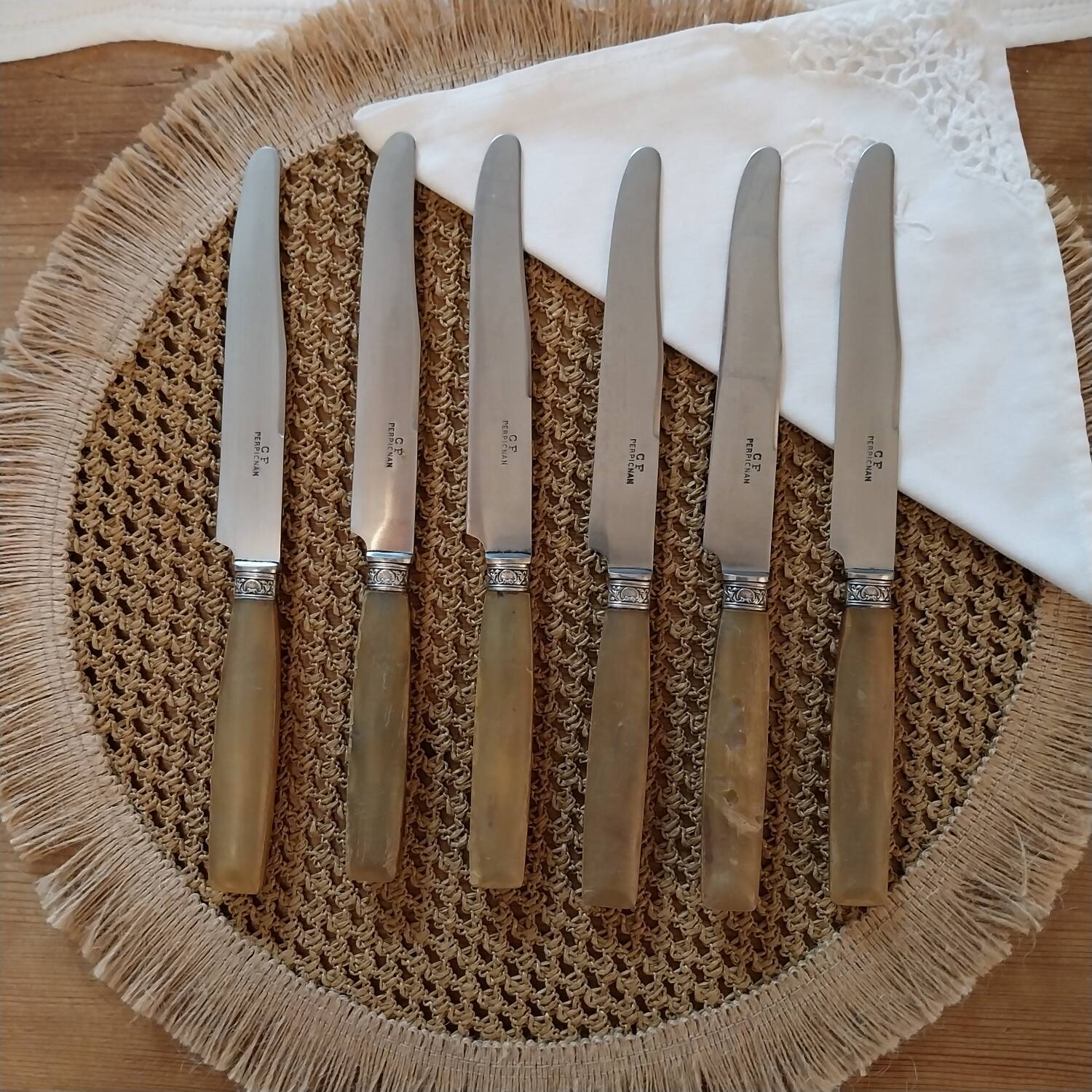 Anciens couteaux de table