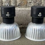 Set of 4 large industrial pendant lights YES 1 E 40 250Watts 220Volts.