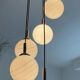Lustre cascade de globes opaline des années 70