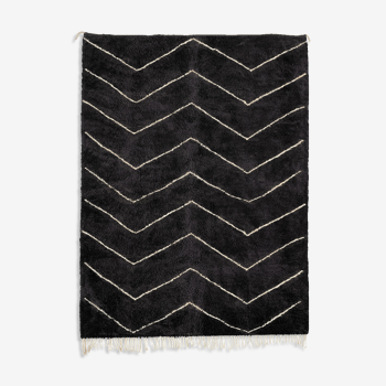 Modern Moroccan carpet black