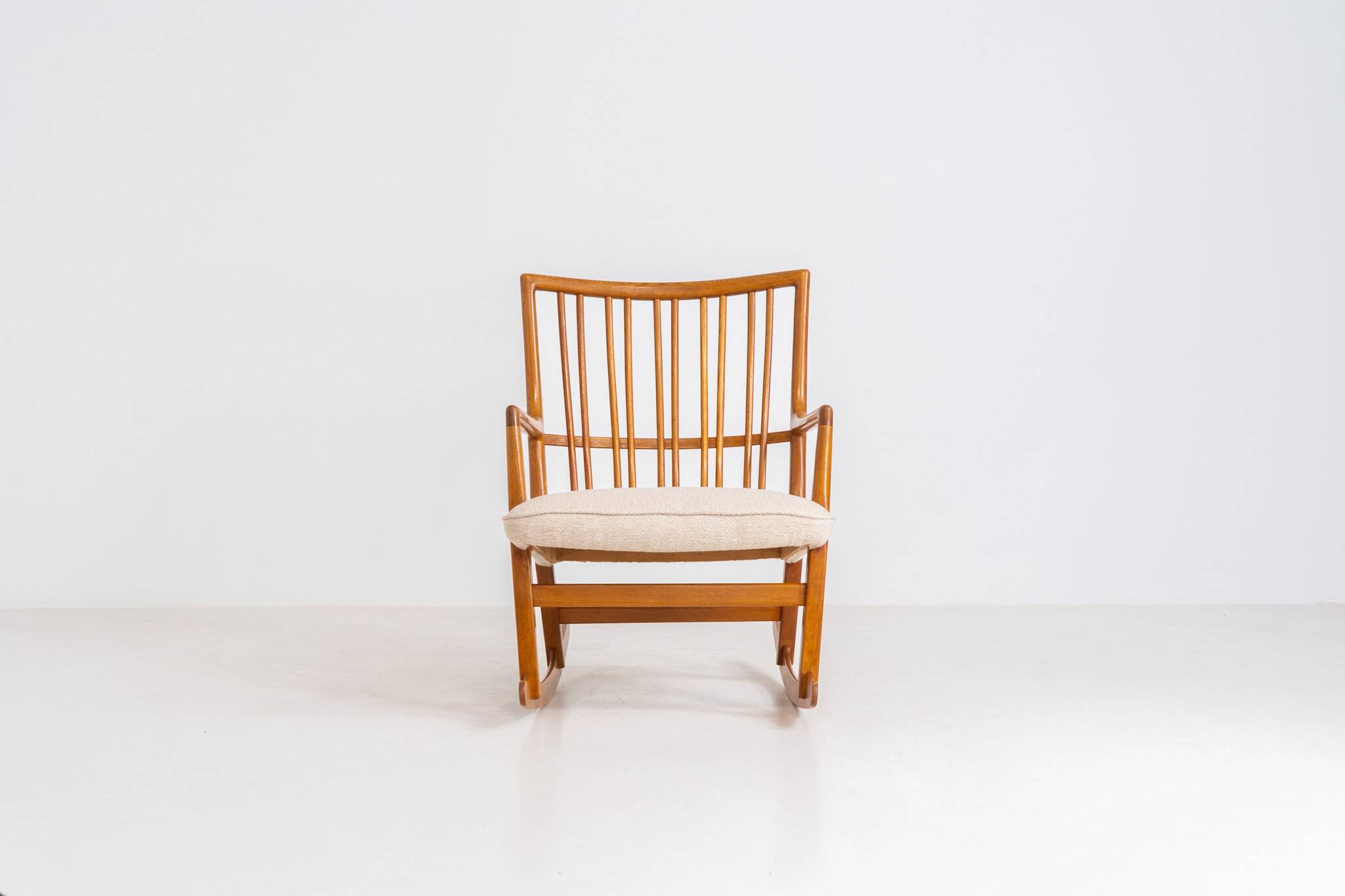 “ML33” rocking chair by Hans J. Wegner for A. Mikael Laursen