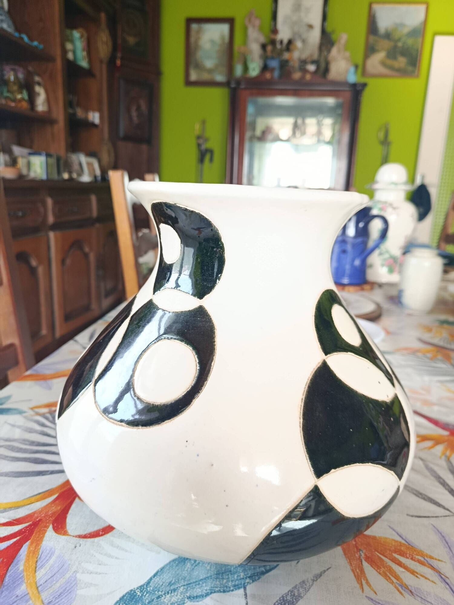 Ceramic ball vase with black and white circles Art Deco Italy Vintage 1940